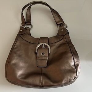 COACH Elegant Metallic VINTAGE Shoulder Bag in dust bag (see pic)